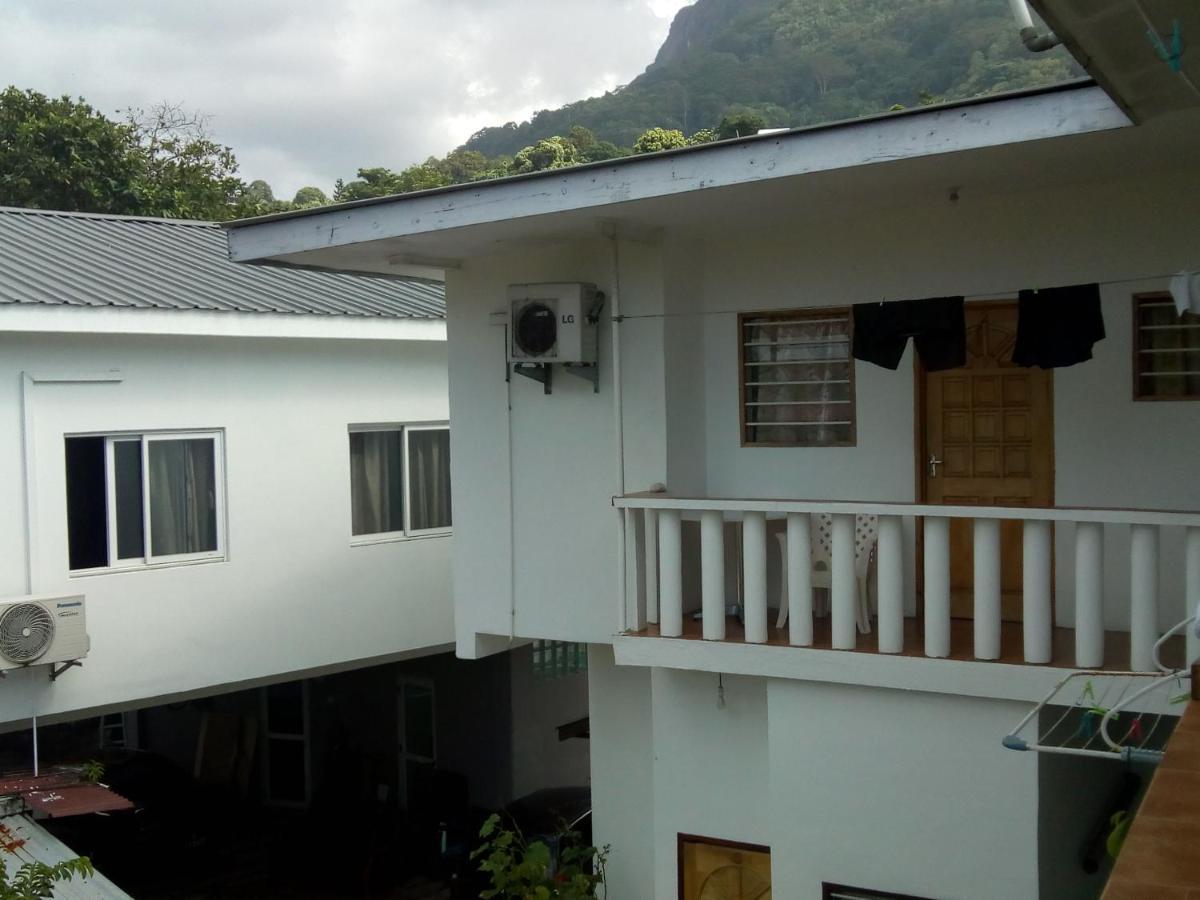 Corner Bay Apartments Beau Vallon,Mahe Victoria Exterior photo